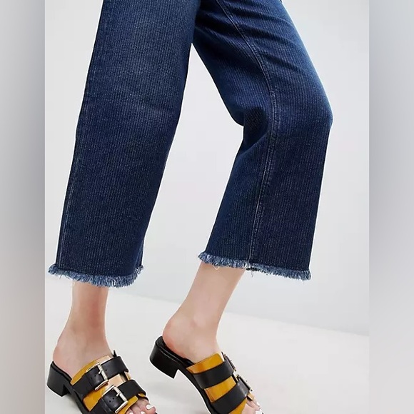 ASOS Design high waist raw hem cropped wide leg stretch jeans 🦋 blue striped - Picture 11 of 16